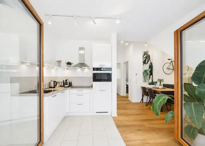 Kstay Apartment-kombi Im Eg Und Dg Fuer Bis Zu 8 Personen Mit Dachterrasse, Parkplaetzen, Smart-tvs Apartmán Eltville am Rhein